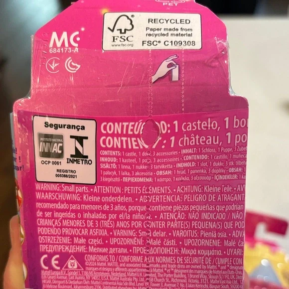 Disney Princess Mystery Castle Pack - Pink, Blue, Yellow Storytime Stackers - Picture 8 of 11